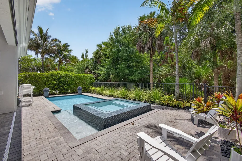 5606 Delacroix Terrace Palm Beach Gardens FL 33418