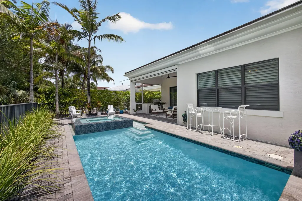 5606 Delacroix Terrace Palm Beach Gardens FL 33418