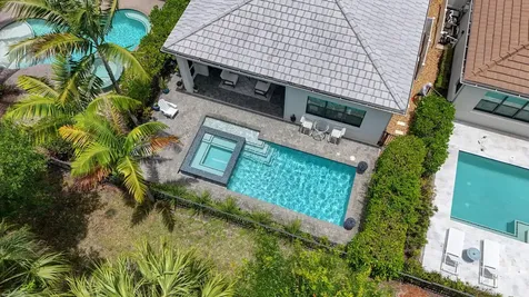 5606 Delacroix Terrace Palm Beach Gardens FL 33418