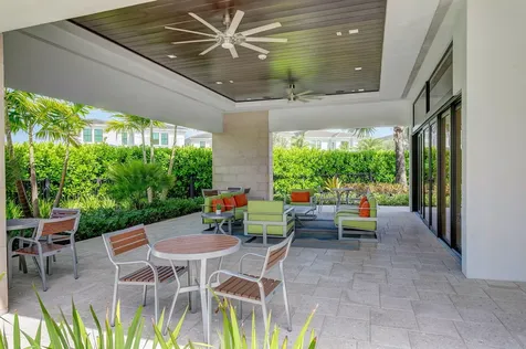 5606 Delacroix Terrace Palm Beach Gardens FL 33418