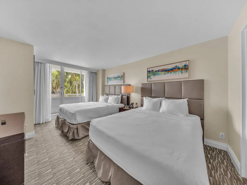 2670 E Sunrise Boulevard Fort Lauderdale FL 33304