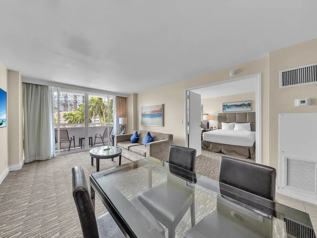 2670 E Sunrise Boulevard Fort Lauderdale FL 33304