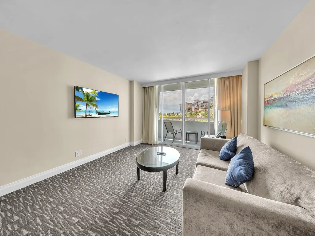 2670 E Sunrise Boulevard Fort Lauderdale FL 33304