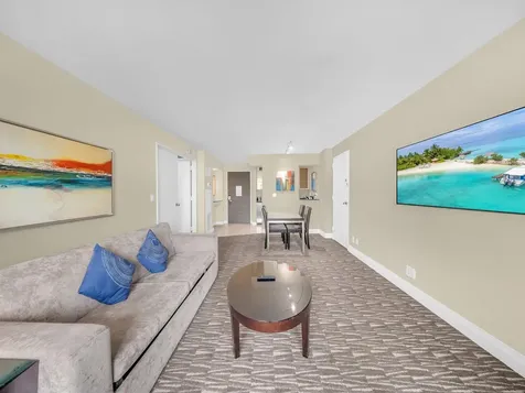 2670 E Sunrise Boulevard Fort Lauderdale FL 33304