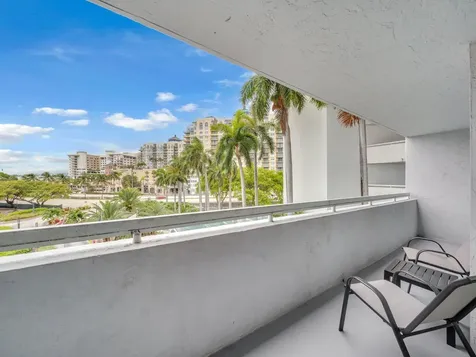 2670 E Sunrise Boulevard Fort Lauderdale FL 33304
