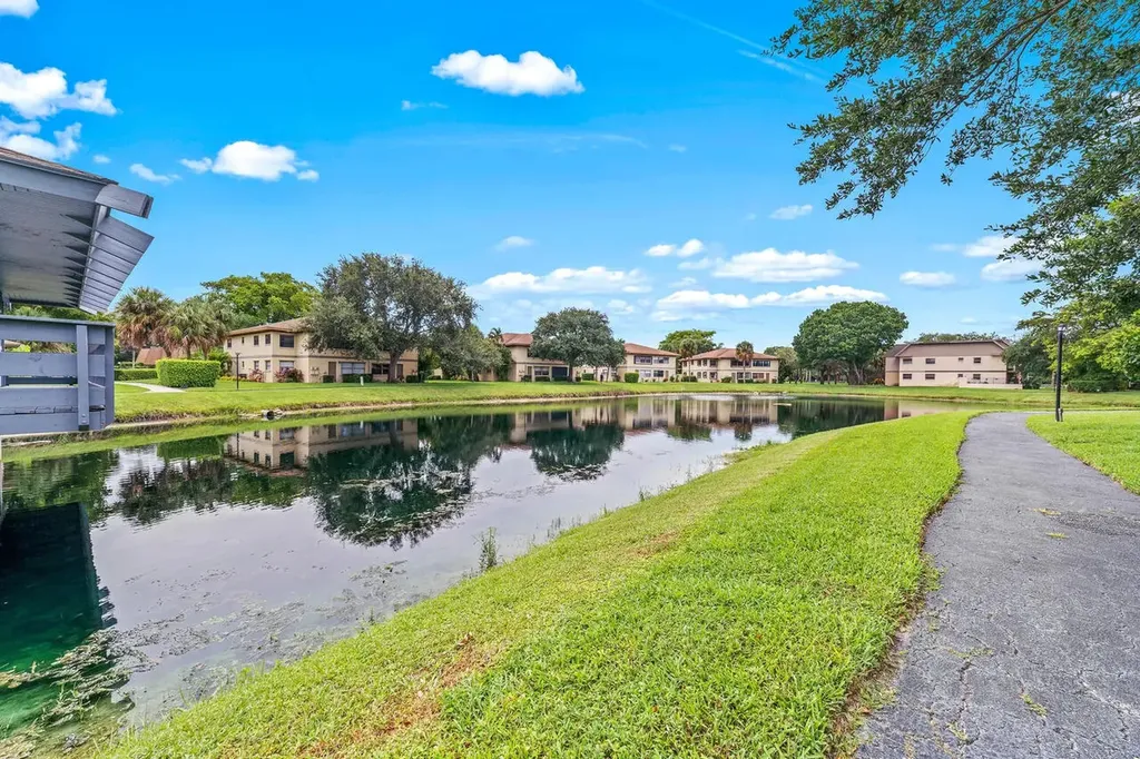 3132 SW 20th Terrace Delray Beach FL 33445