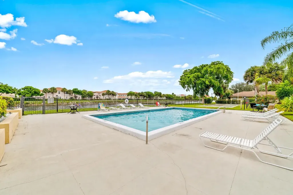 3132 SW 20th Terrace Delray Beach FL 33445