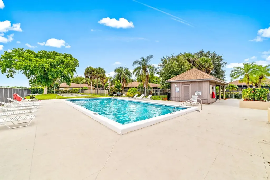 3132 SW 20th Terrace Delray Beach FL 33445
