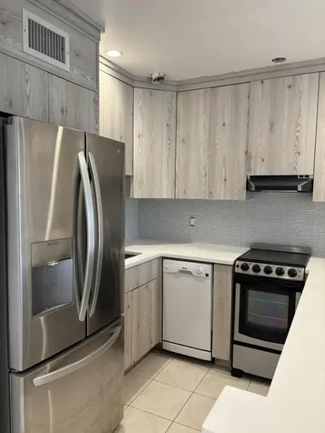 223 Coventry J West Palm Beach FL 33417