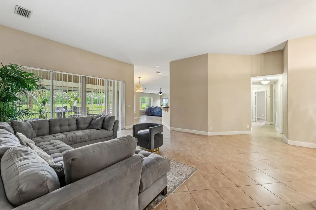 5514 NW West Lundy Circle Port St Lucie FL 34986