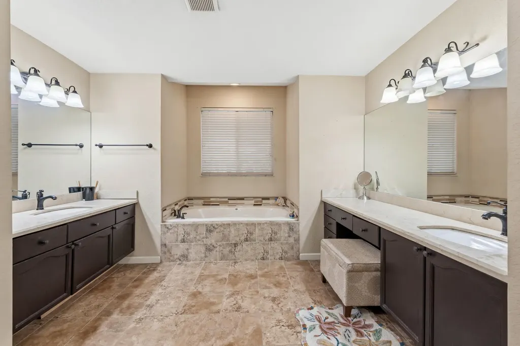 5514 NW West Lundy Circle Port St Lucie FL 34986