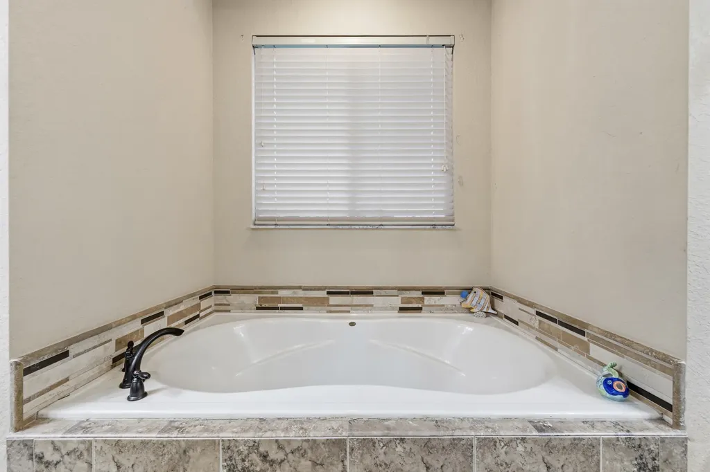 5514 NW West Lundy Circle Port St Lucie FL 34986