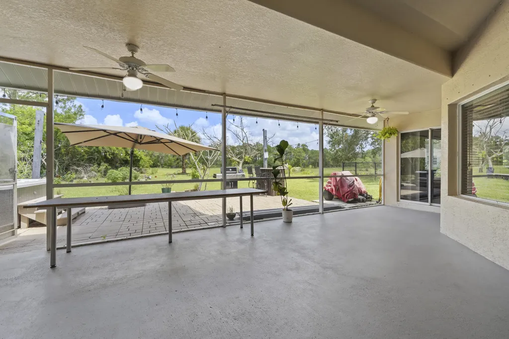 5514 NW West Lundy Circle Port St Lucie FL 34986