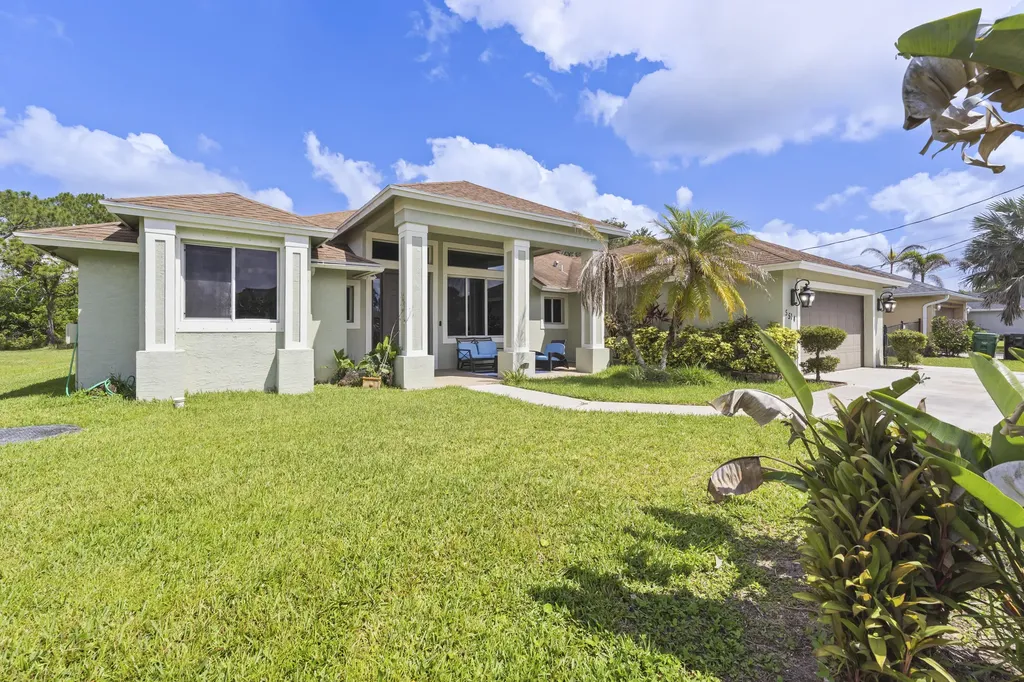 5514 NW West Lundy Circle Port St Lucie FL 34986