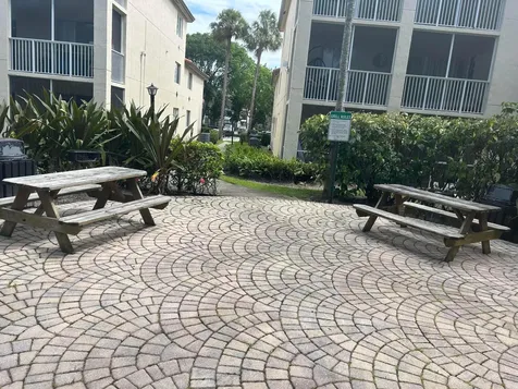 410 S Park Road Hollywood FL 33021