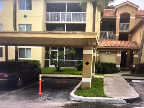 410 S Park Road Hollywood FL 33021