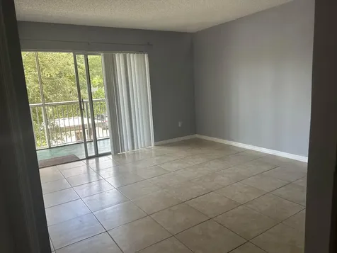 410 S Park Road Hollywood FL 33021