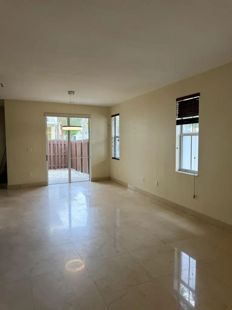 7490 NW 115th Court Doral FL 33178