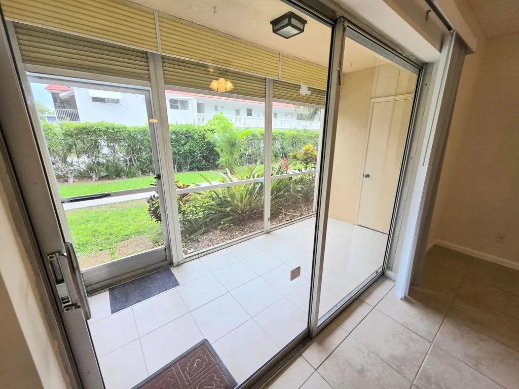 959 SE 2nd Avenue Deerfield Beach FL 33441