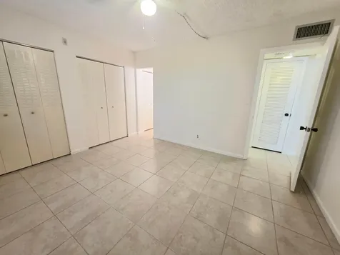 959 SE 2nd Avenue Deerfield Beach FL 33441