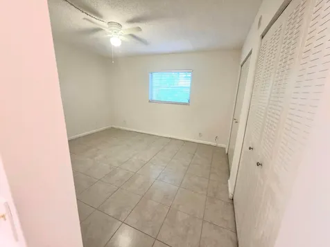 959 SE 2nd Avenue Deerfield Beach FL 33441