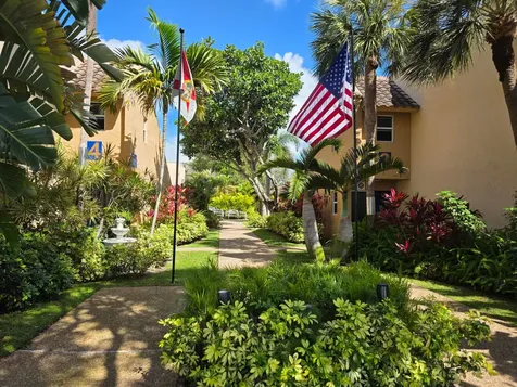 959 SE 2nd Avenue Deerfield Beach FL 33441