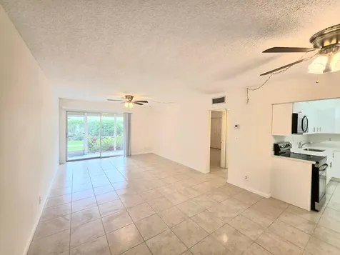 959 SE 2nd Avenue Deerfield Beach FL 33441