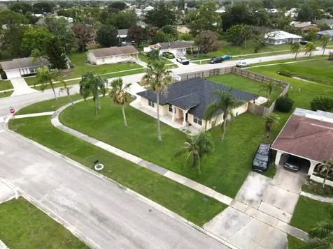 201 NE Faring Avenue Port St Lucie FL 34983