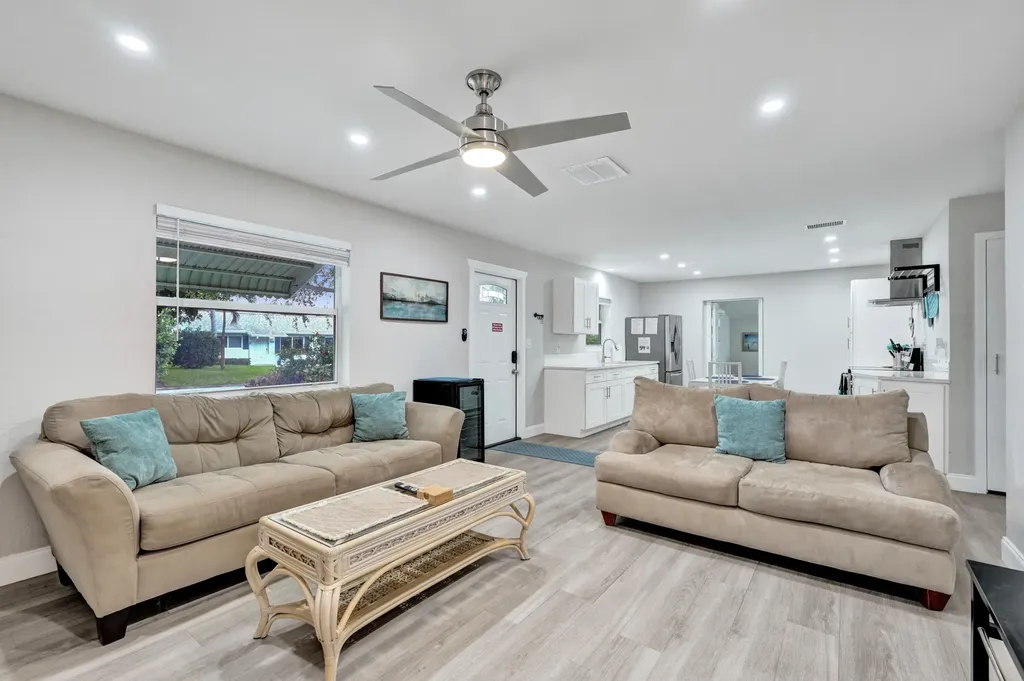 1947 Holman Drive North Palm Beach FL 33408