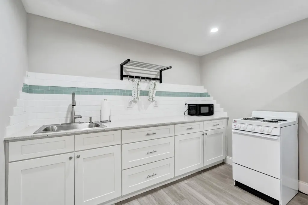 1947 Holman Drive North Palm Beach FL 33408