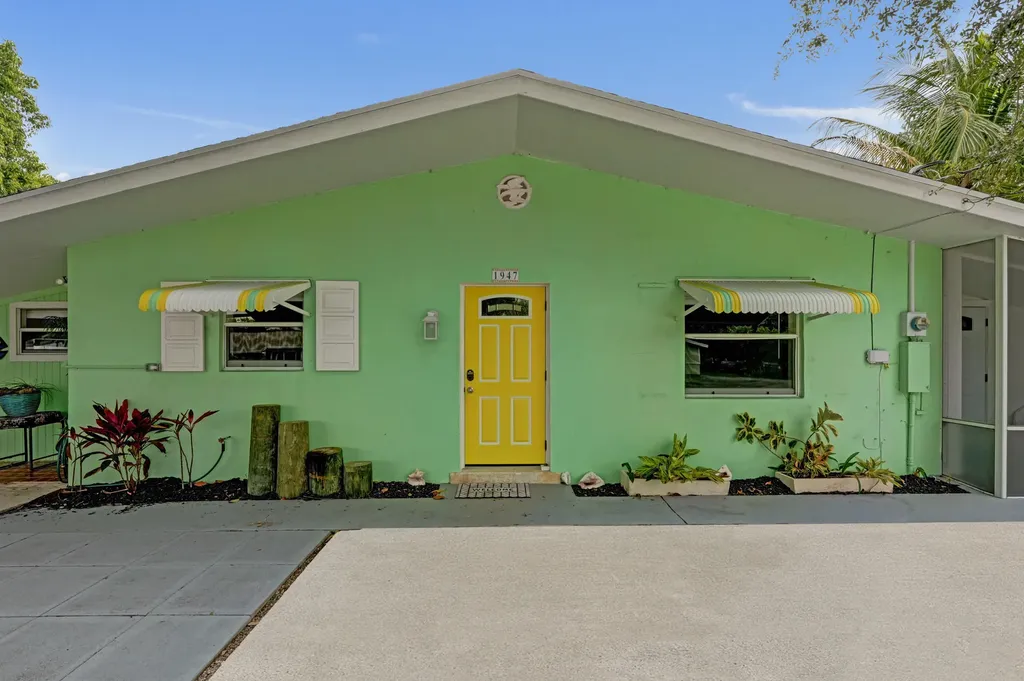 1947 Holman Drive North Palm Beach FL 33408