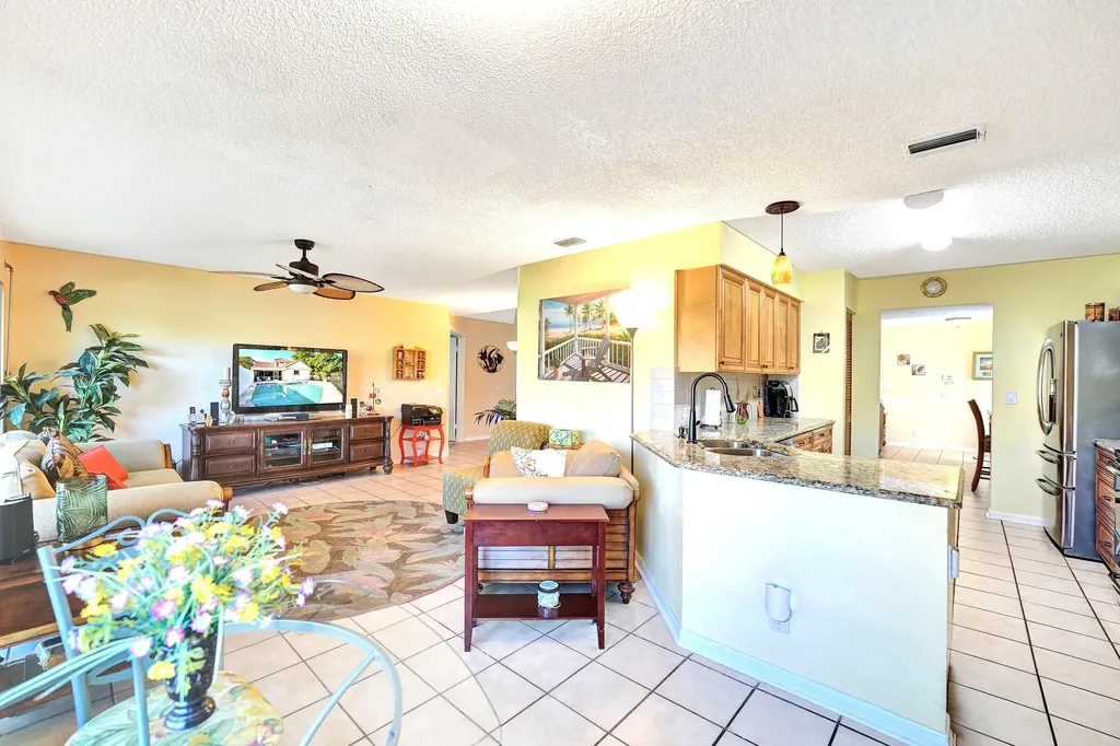 1839 NW 93rd Way Plantation FL 33322