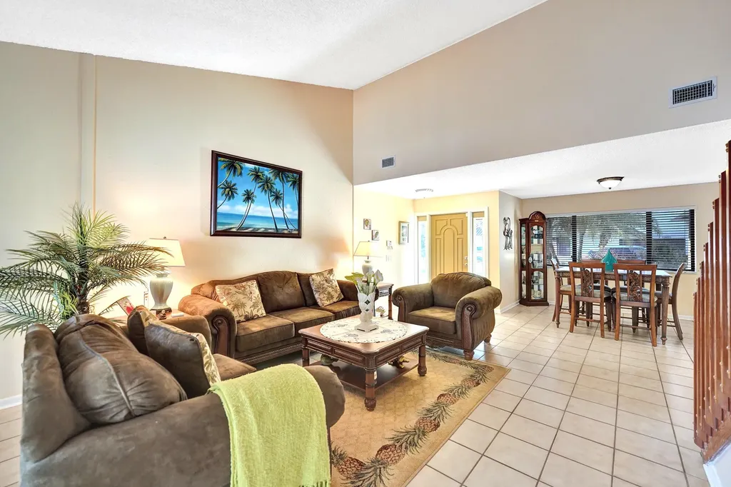 1839 NW 93rd Way Plantation FL 33322