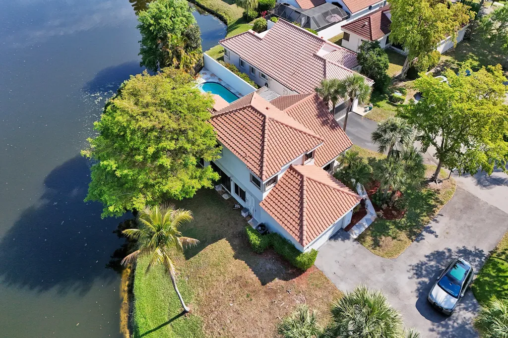 1839 NW 93rd Way Plantation FL 33322