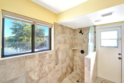 1839 NW 93rd Way Plantation FL 33322