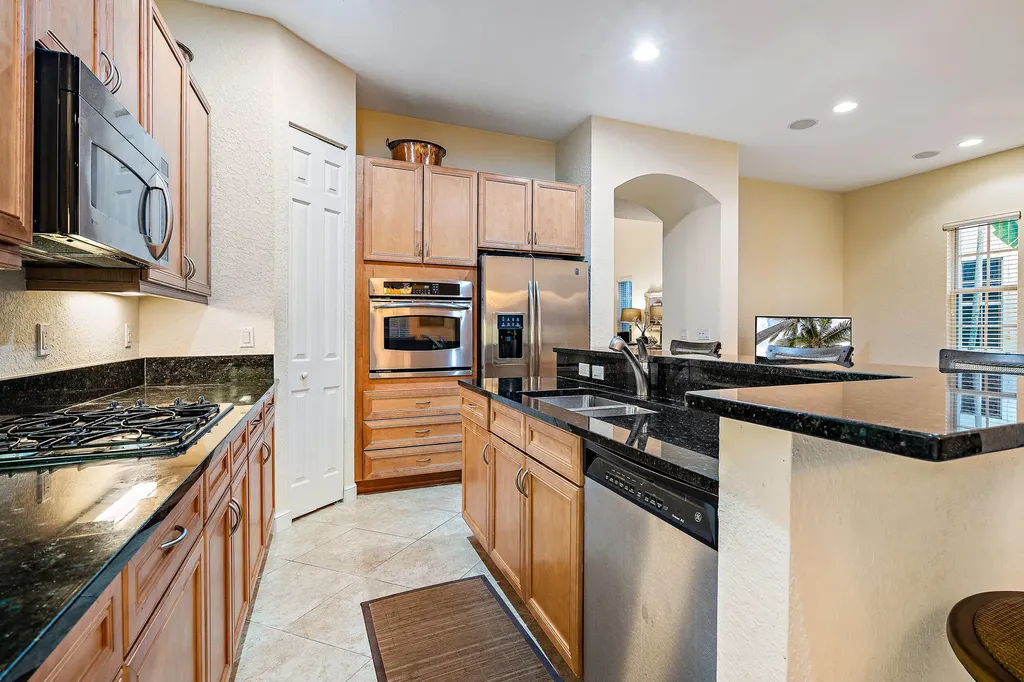 1043 Vintner Boulevard Palm Beach Gardens FL 33410