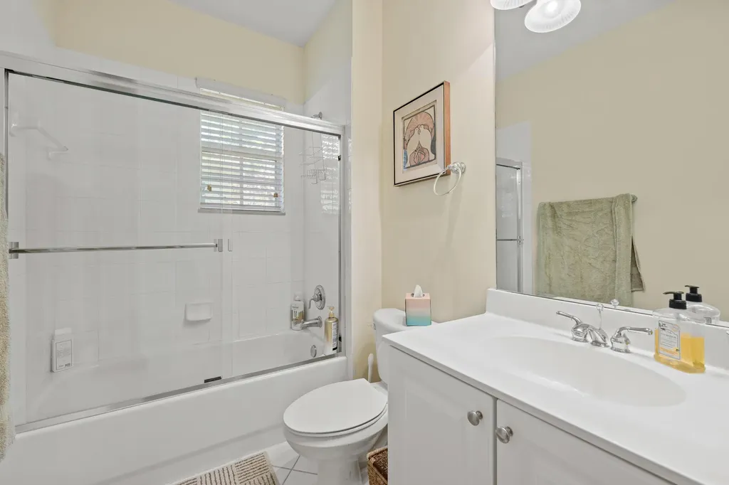 1043 Vintner Boulevard Palm Beach Gardens FL 33410