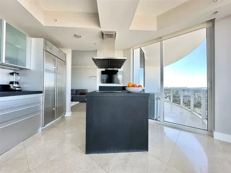 18201 Collins Avenue Sunny Isles Beach FL 33160
