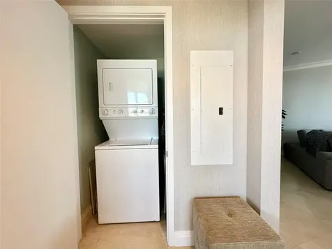 18201 Collins Avenue Sunny Isles Beach FL 33160