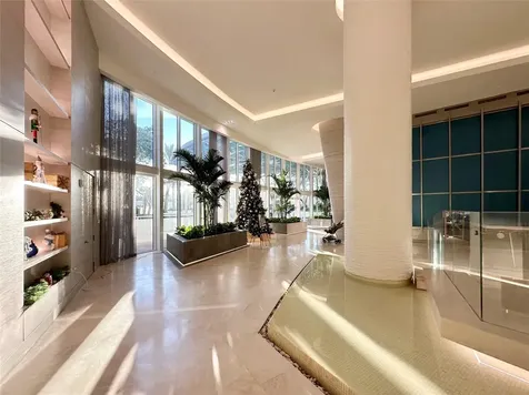 18201 Collins Avenue Sunny Isles Beach FL 33160