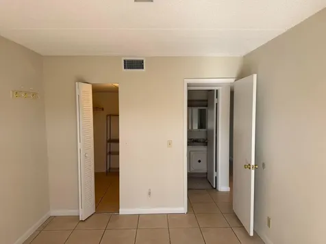 500 W Village Green Circle W Palm Springs FL 33461