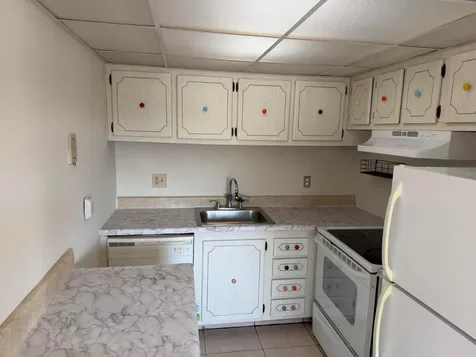 500 W Village Green Circle W Palm Springs FL 33461