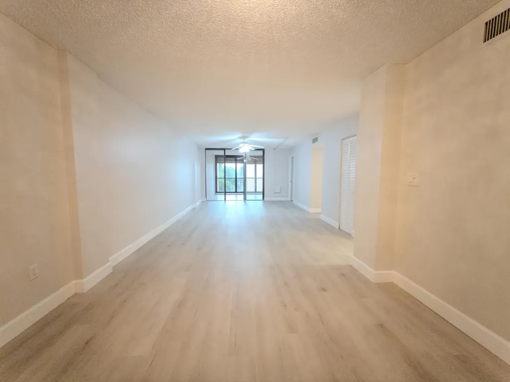 2800 N 46th Hollywood FL 33021