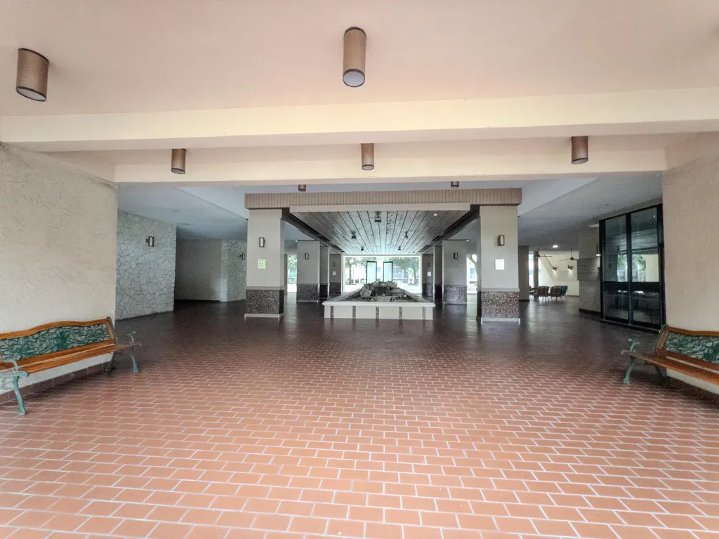2800 N 46th Hollywood FL 33021