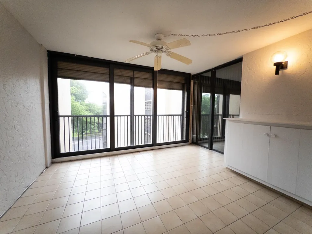 2800 N 46th Hollywood FL 33021
