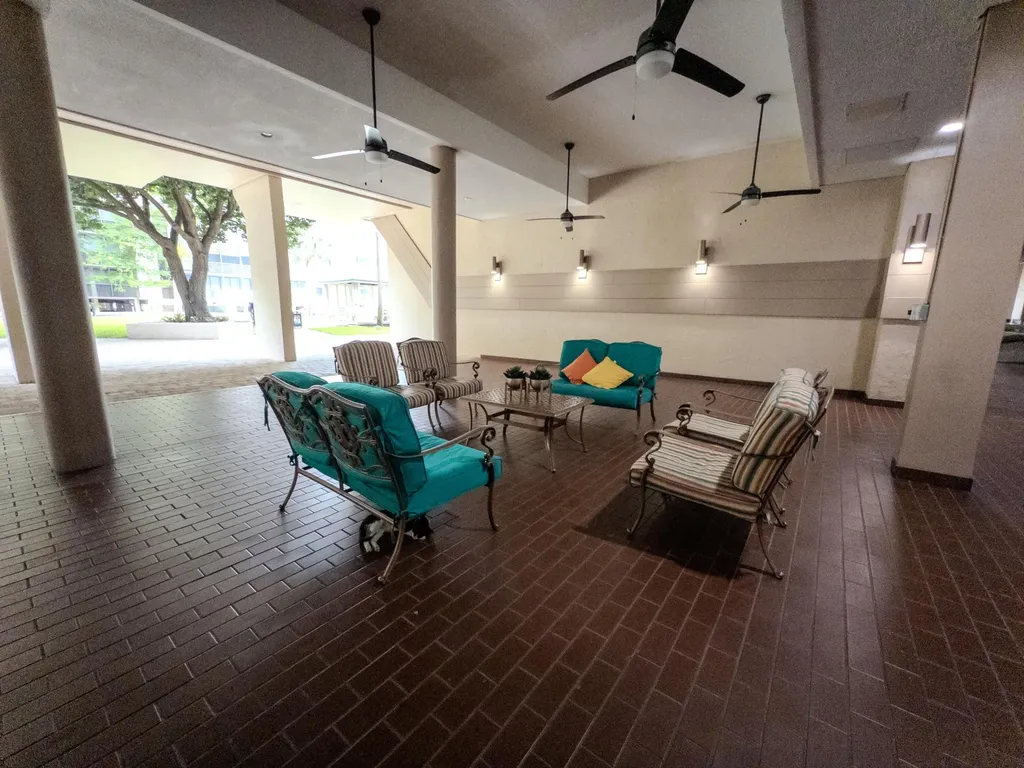 2800 N 46th Hollywood FL 33021