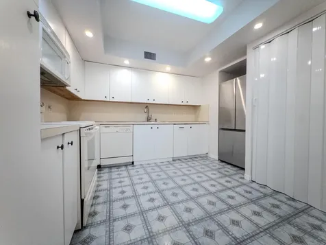 2800 N 46th Hollywood FL 33021