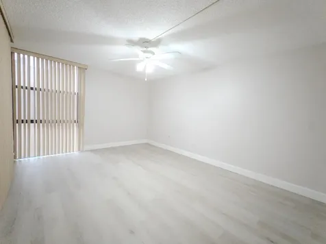 2800 N 46th Hollywood FL 33021