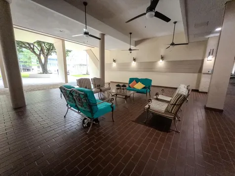 2800 N 46th Hollywood FL 33021