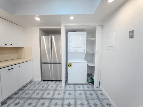 2800 N 46th Hollywood FL 33021